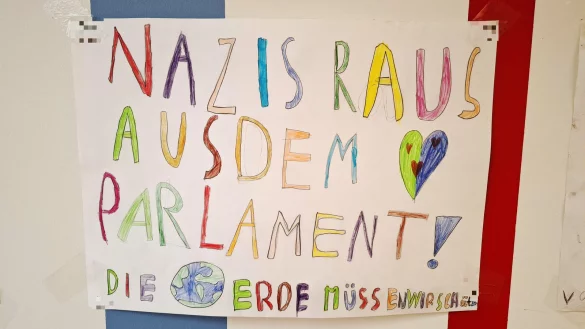 Die von Kindern gemalten Plakate wurden als Beeinflussung der W&auml;hler gewertet und mussten abgeh&auml;ngt werden. - &copy; Archivbild: Lippische Landes-Zeitung