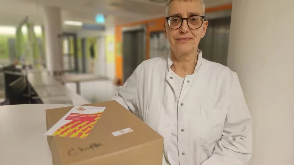 Oberärztin Corinna Brase (64) betreut am Klinikum Lippe die anzeigenunabhängige Spurensicherung. Nur wenige Frauen nutzen das Angebot, dabei ist der Bedarf da, sagt Brase. - © Janet König