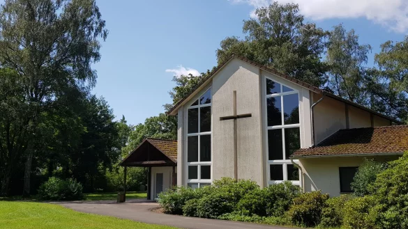 Die Nutzungsberechtigten der Grabstätten können bei der Überprüfung auf dem Friedhof dabei sein. - © Gemeinde Schlangen