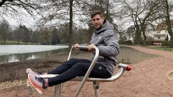 Mit dem Rudertrainer können Kraft, Ausdauer und Beweglichkeit trainiert werden. - © Cordula Gröne