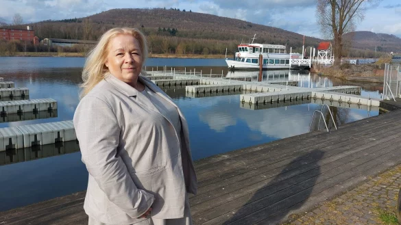 Die kommunale Wärmeplanung unter Einbindung des Schiedersees als Wärmequelle ist Birgitt Höhn ein wichtiges Anliegen. - © Michaela Weiße