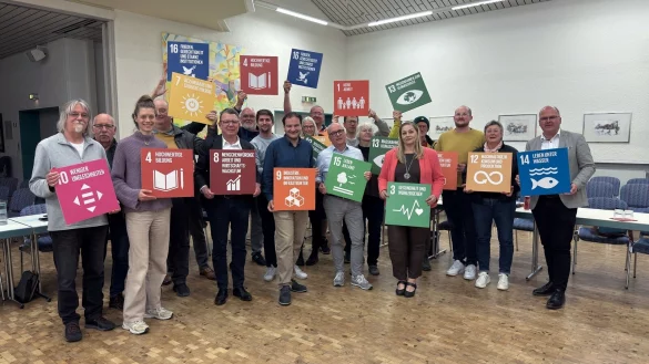 Der Rat der Gemeinde Schlangen hat die Nachhaltigkeitsstrategie einstimmig verabschiedet. - © Gemeinde Schlangen