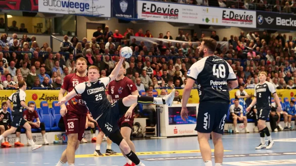 Niels Versteijnen nutzte die L&uuml;cken in der Potsdamer Abwehr zu 9/4 Toren. - &copy; J&ouml;rg Hagemann