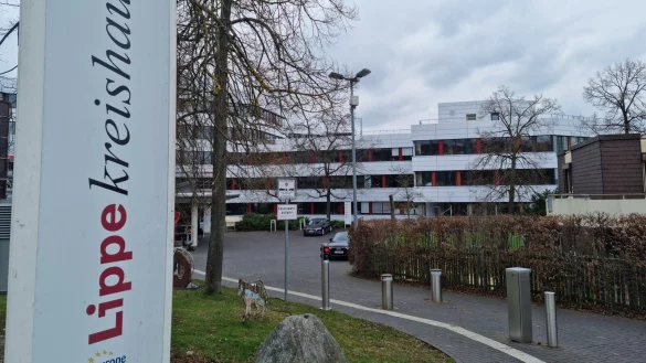 Hitzige Diskussionen und kritische Reden: Der Haushalt spaltet die Gem&uuml;ter der Kreistagsmitglieder. Verabschiedet wurde er dennoch. - &copy; Carolin Brokmann-F&ouml;rster