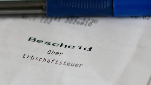 Erbschaftssteuer-Bescheid - &copy; Foto: Wolfram Kastl/dpa