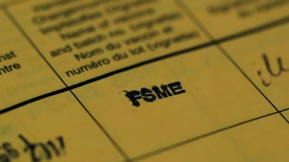 FSME-Impfung - &copy; Foto: Daniel Karmann/dpa