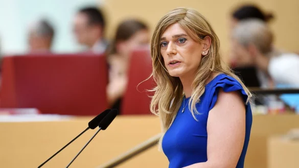 Tessa Ganserer im Bayerischen Landtag - &copy; Foto: Tobias Hase/dpa