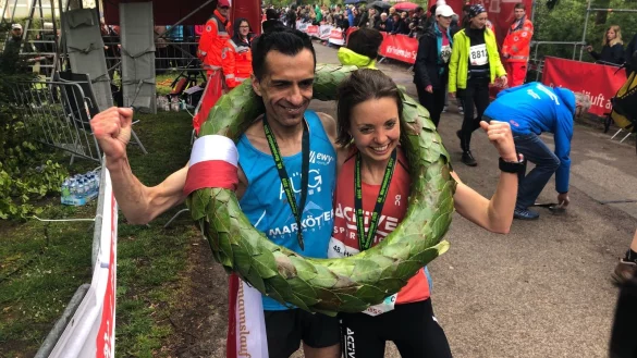 Neuer Rekord: Elias Sansar ist zum zw&ouml;lften Mal als erster Hermannsl&auml;ufer im Ziel angekommen. Unter den Frauen hat sich Newcomerin Michelle Rannacher durchgesetzt. - &copy; Tilo Sommer/Matthias Schwarzer