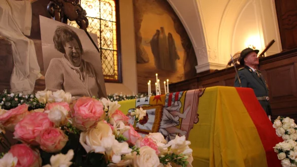 In der Kapelle konnten sich die Lipper diese Woche von Prinzessin Traute verabschieden. Heute, 10. M&auml;rz, wird die Detmolderin beerdigt. - &copy; Janet K&ouml;nig