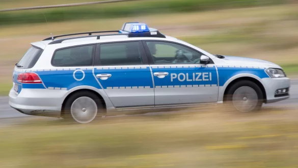 Ein 36-Jähriger verletzte zwei Polizisten beim Einsatz in Extertal. - © picture alliance / dpa