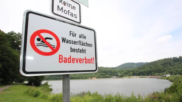 Das Badeverbot am Schieder-See bleibt bestehen. - &copy; Archivfoto: Patrick Bockwinkel
