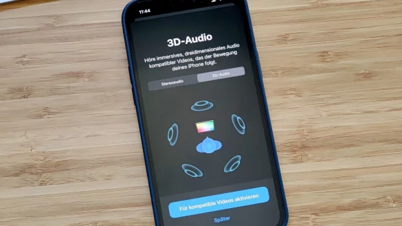 3D-Audio mit Apple-Kopfh&ouml;rern - &copy; Foto: Till Simon Nagel/dpa-tmn