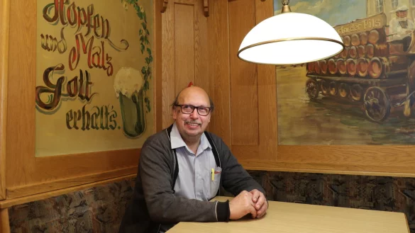 Rolf Stakelbeck ist Inhaber der Salze-Stuben an der Unteren M&uuml;hlenstra&szlig;e. - &copy; Alexandra Schaller