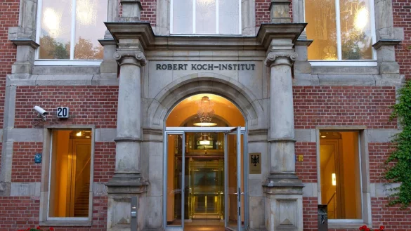 RKI - &copy; Foto: Tobias Kleinschmit/dpa