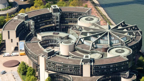 Der Landtag am Rhein in D&uuml;sseldorf - &copy; dpa