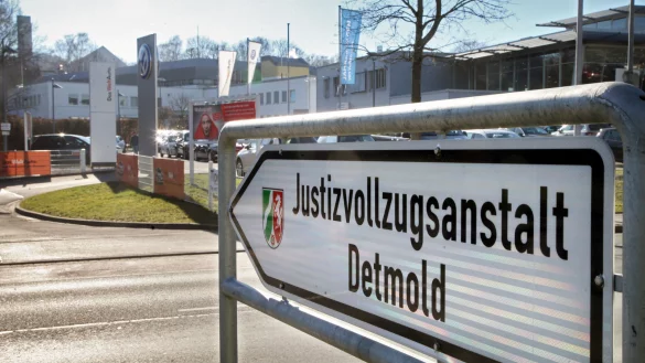 - &copy; Bernhard Preuss