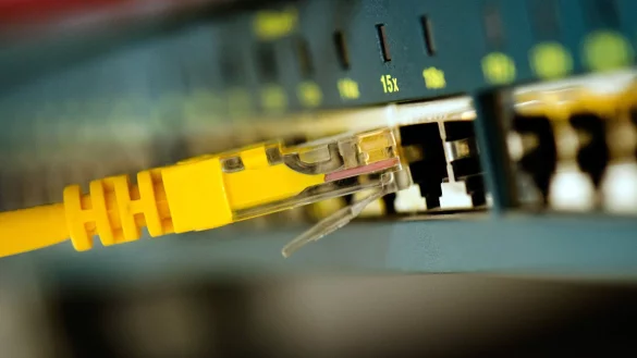 USB-Verl&auml;ngerungskabel - &copy; Foto: Arno Burgi/dpa