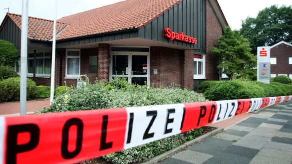 &Uuml;berfall auf die Sparkasse an der K&ouml;nigstra&szlig;e - &copy; Felix Eisele