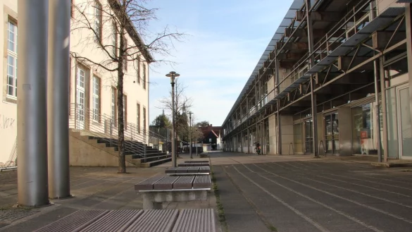 Das Engelbert-Kaempfer-Gymnasium in Lemgo befindet sich, wie alle anderen Schulen, im Ausnahmezustand. - &copy; Katrin Kantelberg