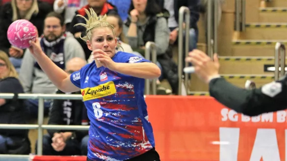 Lisa Frey präsentierte sich zuletzt in sehr guter Form, nun fällt die Blomberger Rückraumspielerin aus. - © Oliver König