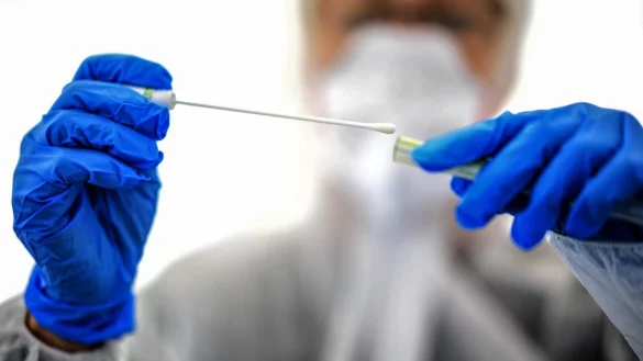 Coronatest - &copy; Foto: Britta Pedersen/dpa-Zentralbild/dpa/Archivbild