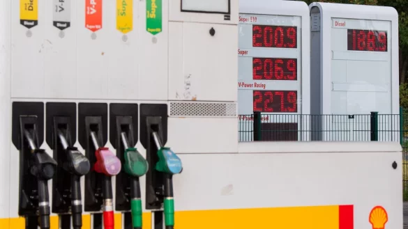 Spritpreise - &copy; Foto: Julian Stratenschulte/dpa