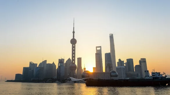 Skyline von Shanghai - &copy; Foto: Ole Spata/dpa