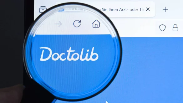 Der Bundesverband der Verbraucherzentralen (vzbv) hat gegen die Plattform Doctolib geklagt. - &copy; IMAGO/Joko