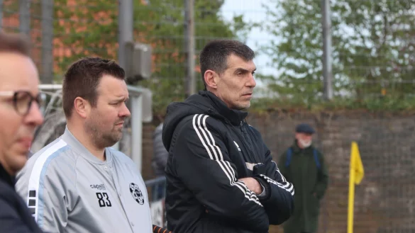 Thorsten Schmiech (rechts) ist nicht mehr bei FSV Pivitsheide. - © Sebastian Lucas