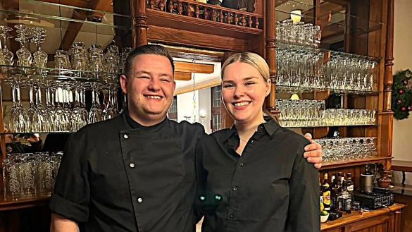 Maurice J&uuml;rgenschellert (23) und seine Verlobte Laura Friedrichs (22) m&ouml;chten das K&ouml;sters in Stukenbrock neu beleben. - &copy; Karin Prignitz