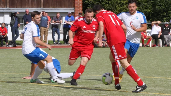 Zwei Postler, die heute spielen k&ouml;nnen: Christian Schiprowski (links) und Julian Brune. - &copy; Sebastian Lucas
