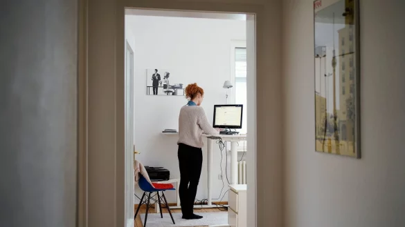 Technik-&Auml;ngste im Homeoffice - &copy; Foto: Uwe Anspach/dpa/dpa-tmn