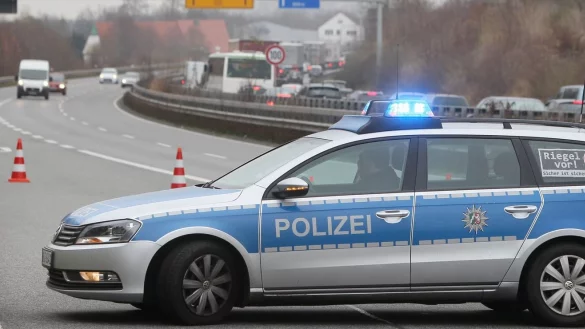 Symbolbild: Nach der Sperrung der Verbindungsstrecke A2/A30 bahnt sich ein Verkehrschaos an. - &copy; Frank-Michael Kiel-Steinkamp