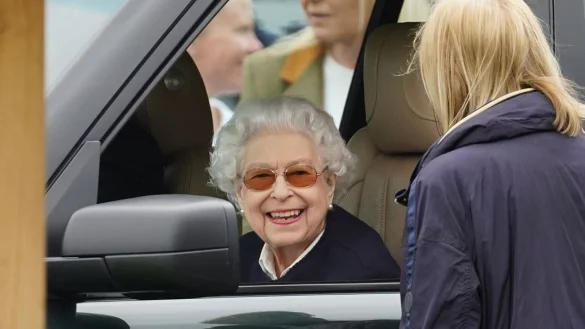 Queen besucht Pferdesport-Turnier - &copy; Foto: Steve Parsons/PA Wire/dpa