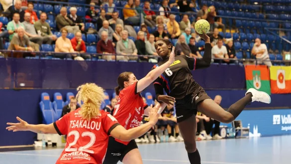 Laetitia Quist besitzt eine ordentliche "Fackel". Die Linksh&auml;nderin steht vor der R&uuml;ckkehr. - &copy; paul cohen