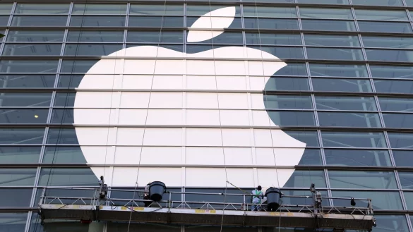 Apple - &copy; Foto: Christoph Dernbach/dpa