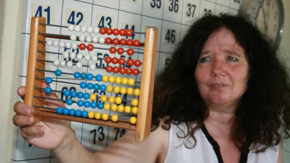 Blickt optimistisch in die Zukunft: Sabine L&uuml;cke leitet seit einem Jahr die Spiel- und Lernstube in Lage. - &copy; Sandra Castrup