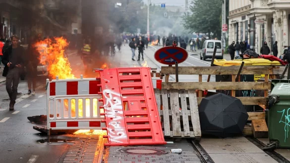 Demo in Leipzig - &copy; Foto: Jan Woitas/dpa-Zentralbild/dpa