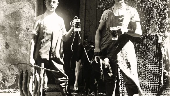 Oerlinghauser Bier aus Beckers Brauerei schmeckte auch den Soldaten, die im Ersten Weltkrieg im Dorf stationiert waren. Repro: Horst Biere / Quelle: Archäologisches Freilichtmuseum - © Repro: Horst Biere / Quelle: Arch. Freilichtmuseum