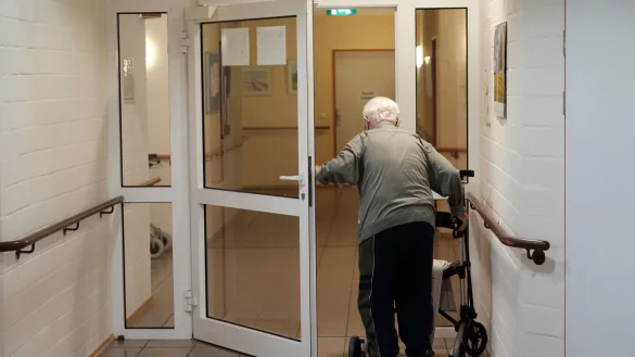 Pflegeeinrichtung - &copy; Foto: Sebastian Willnow/dpa-Zentralbild