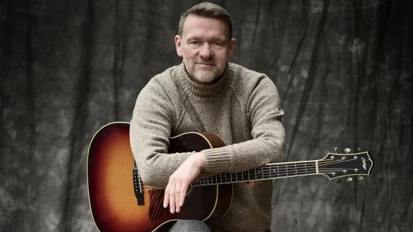 Dirk Schelpmeier gastiert im Technikum Lage. - © Emil Berliner Studios, Joscho Stephan