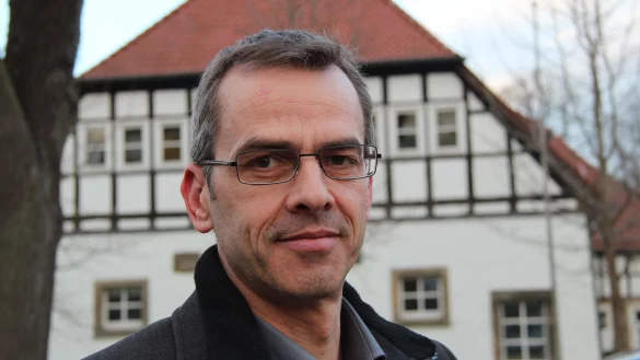 Sucht erst mal Unterst&uuml;tzer: J&ouml;rg Bierwirth macht sich auf den langen Weg der unabh&auml;ngigen B&uuml;rgermeisterkandidatur. - &copy; Schwarzer