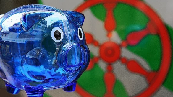 Im st&auml;dtischen Haushalt steckt kein nennenswertes Sparpotenzial mehr. - &copy; FOTO/MONTAGE: RAIMUND VORNB&Auml;UMEN