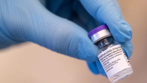 Corona-Impfstoff von Biontech/Pfizer - &copy; Foto: Sven Hoppe/dpa