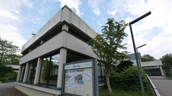 Das Badehaus von au&szlig;en. - &copy; Jost Wolf