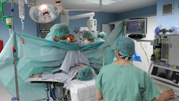 Geburt per Kaiserschnitt - &copy; Foto: Waltraud Grubitzsch