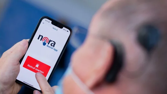 Notruf-App Nora - &copy; Foto: Rolf Vennenbernd/dpa