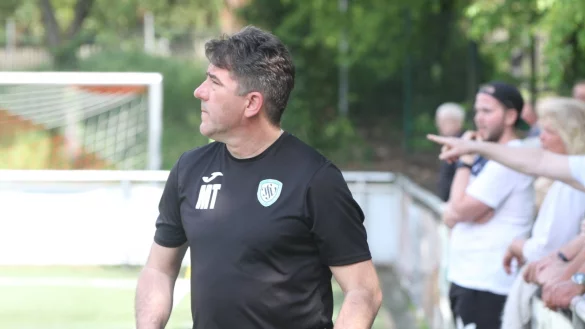 Trainer des TSV Oerlinghausen: Miron Tadic. - &copy; Sebastian Lucas