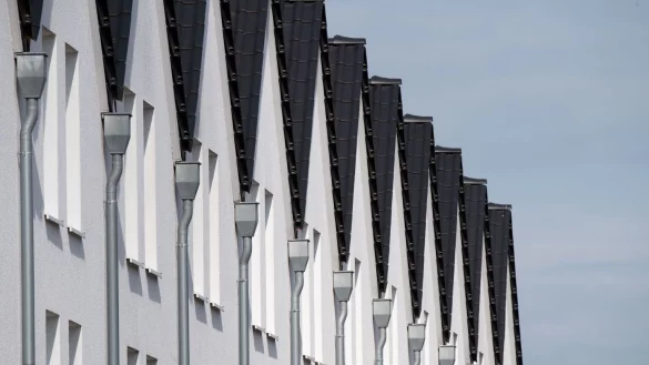 Reihenh&auml;user - &copy; Foto: Julian Stratenschulte/dpa