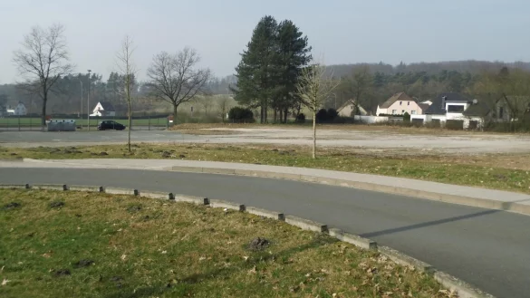 Der ehemalige Bundeswehrparkplatz in Augustdorf. - © DBA